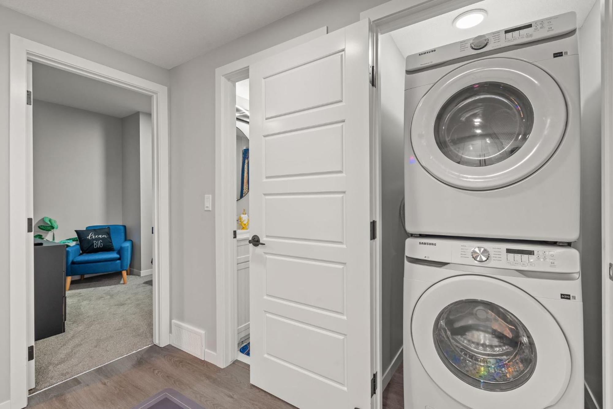 Meriweather - Calgary Breathtaking 1-Bedroom Apartment エクステリア 写真